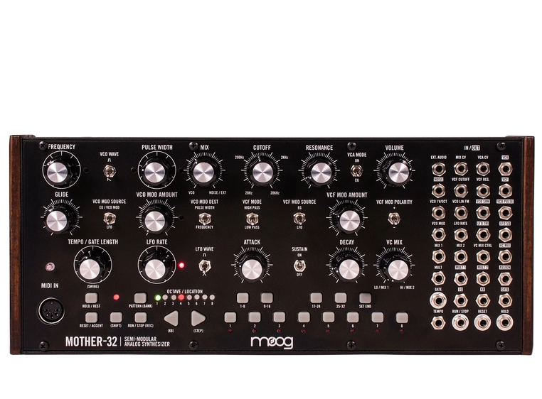 Moog Mother-32 Modular Synthesizer Semimodulær, 32 step seq, 2xFilter, Osc 